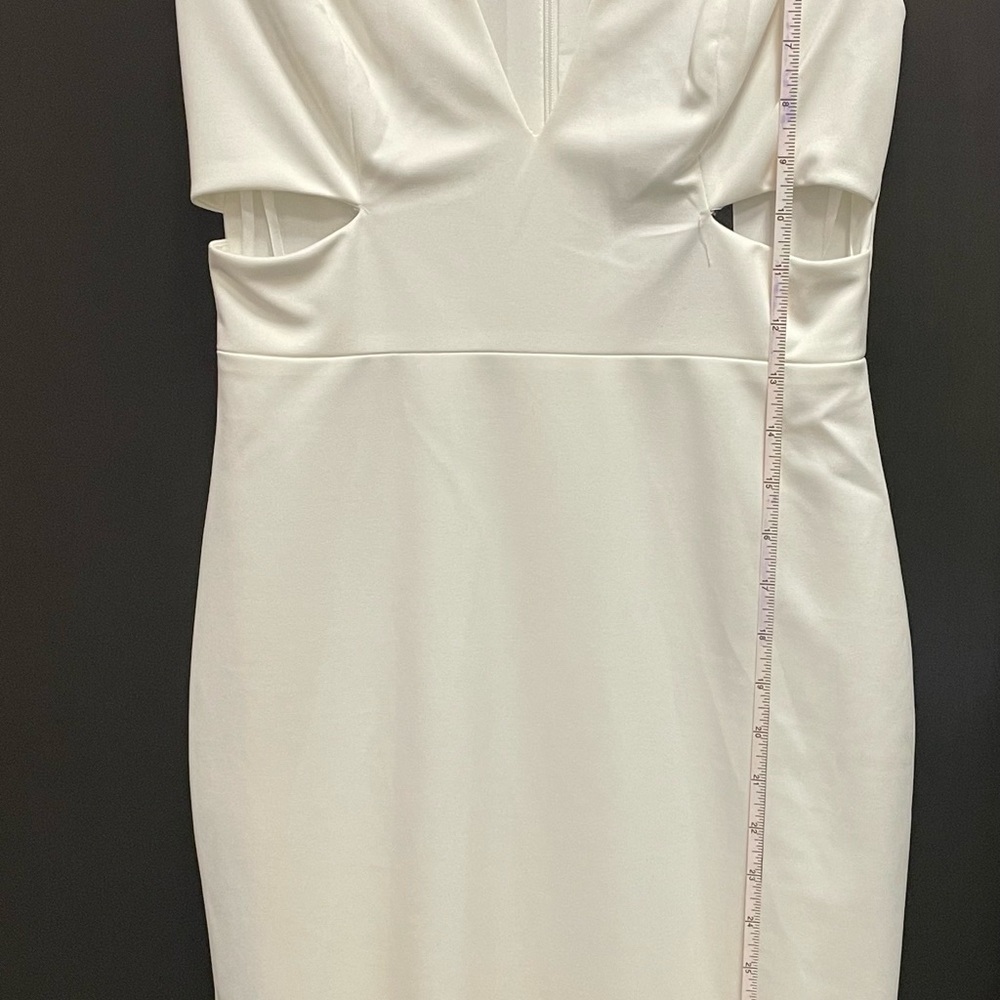 NWT Small White Form Fitting Dress 🕊 - Picture 5 of 14